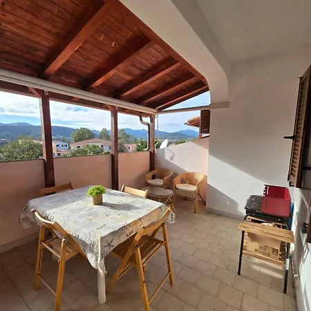 Trilocale Con Terrazza A A 20 Min A Piedi