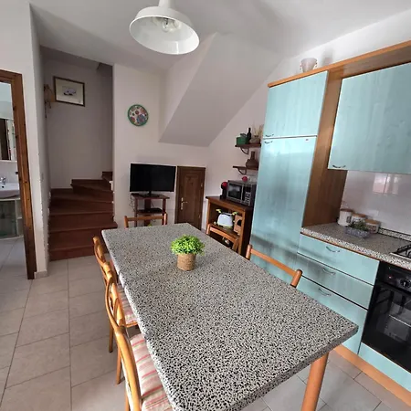 Trilocale Con Terrazza A A 20 Min A Piedi Ferienhaus *