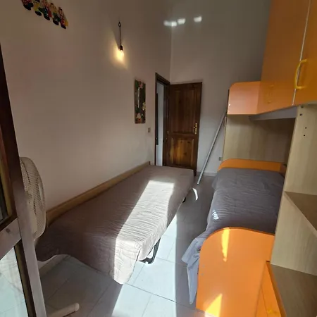Ferienhaus Trilocale Con Terrazza A A 20 Min A Piedi *